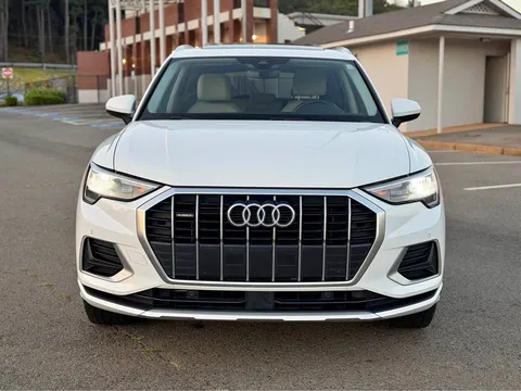 2021 Audi Q3 Premium Sport Utility 4D