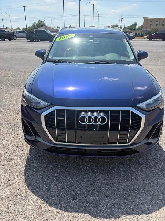2021 Audi F3 Q3 - Image 2 of 11