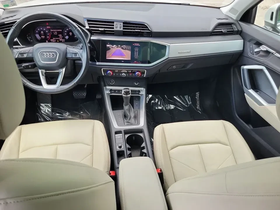 2021 Audi F3 Q3 - Image 8 of 9