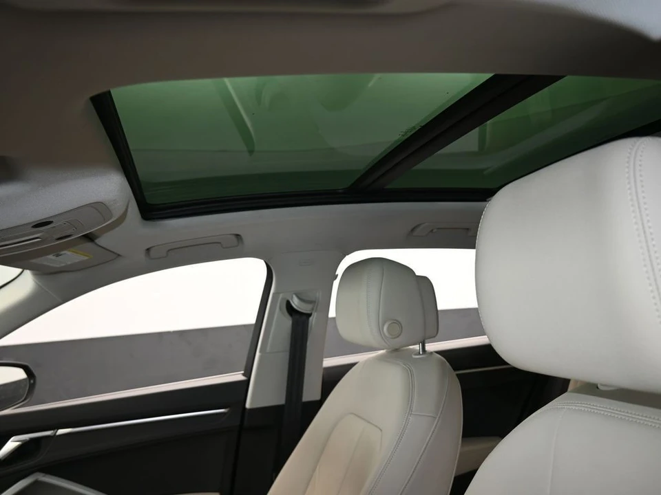 2021 Audi F3 Q3 - Image 11 of 12