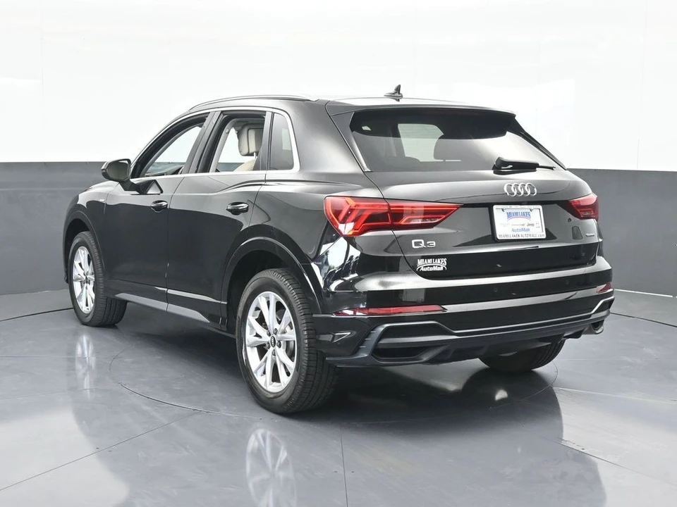 2021 Audi F3 Q3 - Image 4 of 12