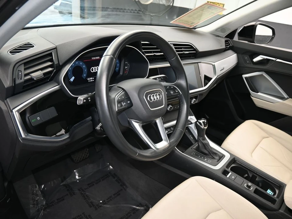 2021 Audi F3 Q3 - Image 10 of 12