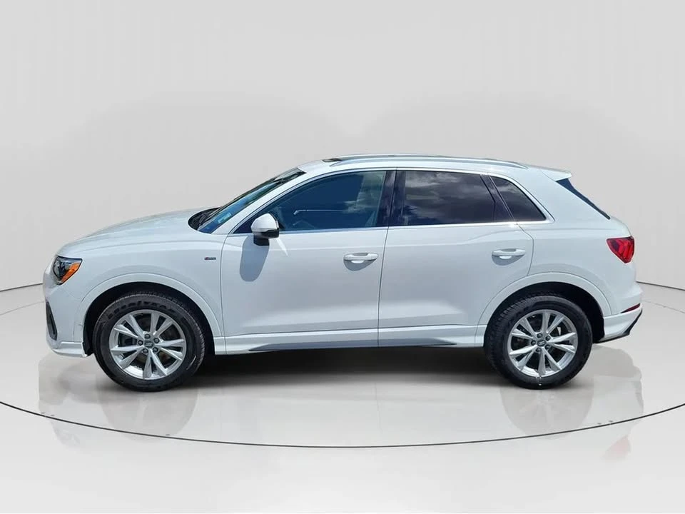 2021 Audi F3 Q3 - Image 3 of 20