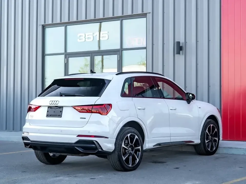 2021 Audi F3 Q3 - Image 2 of 20
