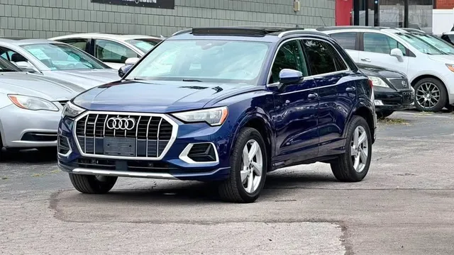 2021 Audi Q3 Quattro Premium 40 Tfsi
