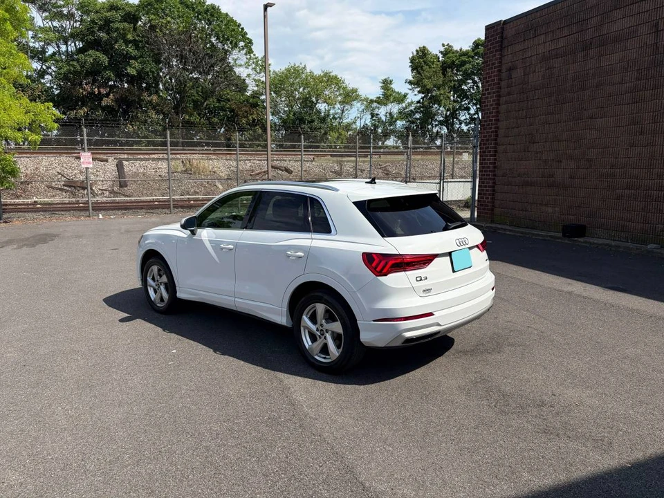 2021 Audi F3 Q3 - Image 7 of 19