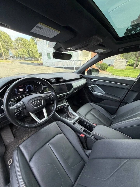 2021 Audi F3 Q3 - Image 8 of 17
