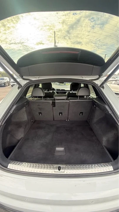 2021 Audi F3 Q3 - Image 5 of 10