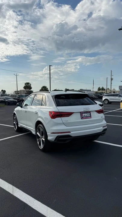 2021 Audi F3 Q3 - Image 4 of 10