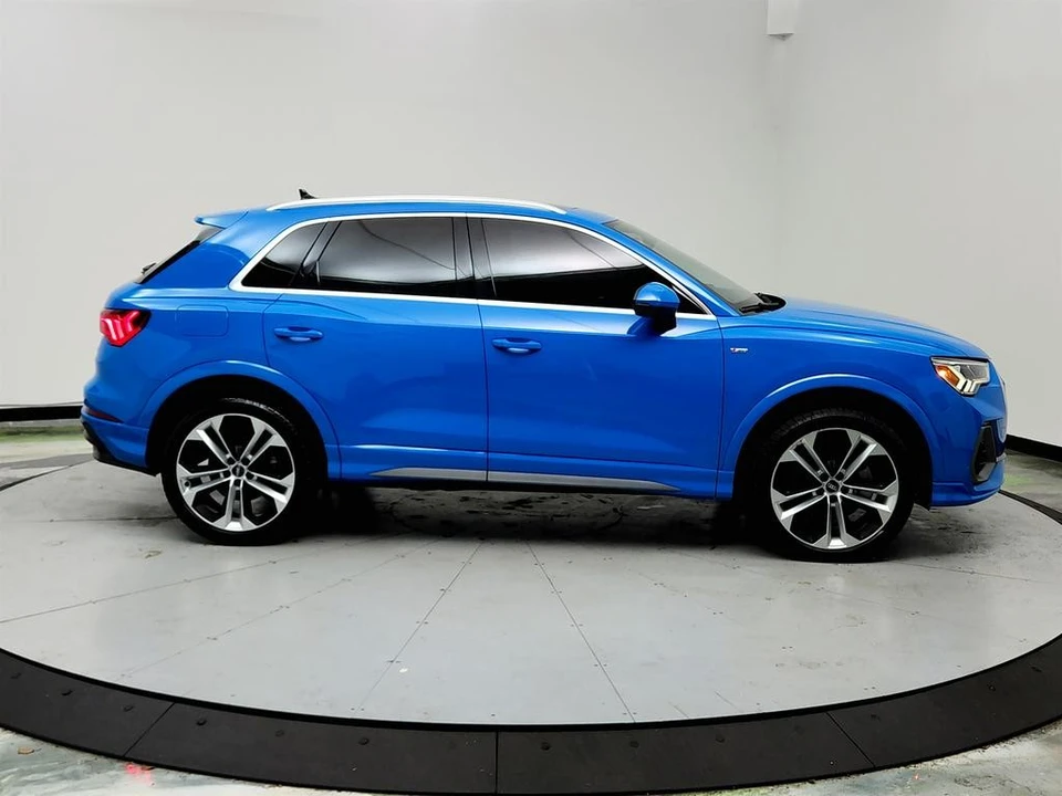 2021 Audi F3 Q3 - Image 4 of 12
