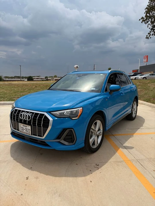 2021 Audi F3 Q3 - Image 2 of 8