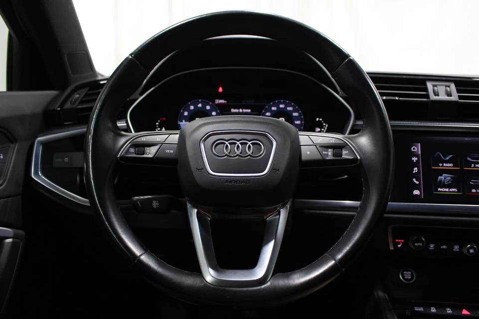 2021 Audi F3 Q3 - Image 10 of 19