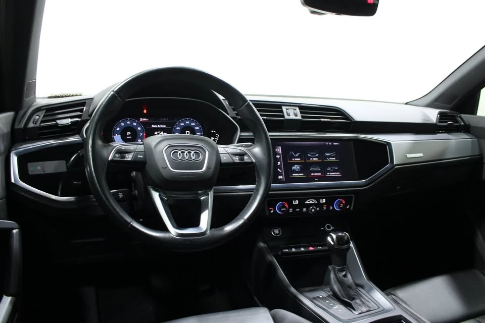 2021 Audi F3 Q3 - Image 11 of 19