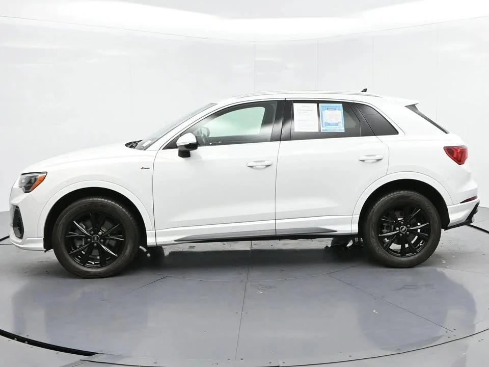 2021 Audi F3 Q3 - Image 3 of 15