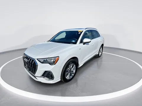 2021 Audi Q3 S line Premium AWD