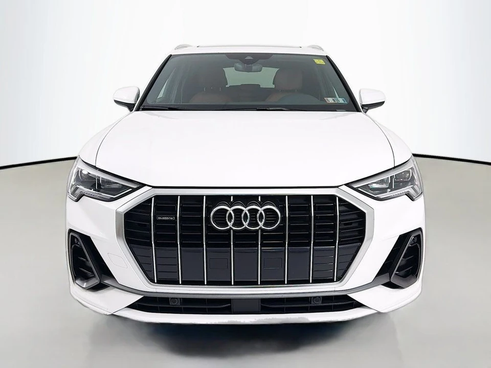 2021 Audi F3 Q3 - Image 2 of 12
