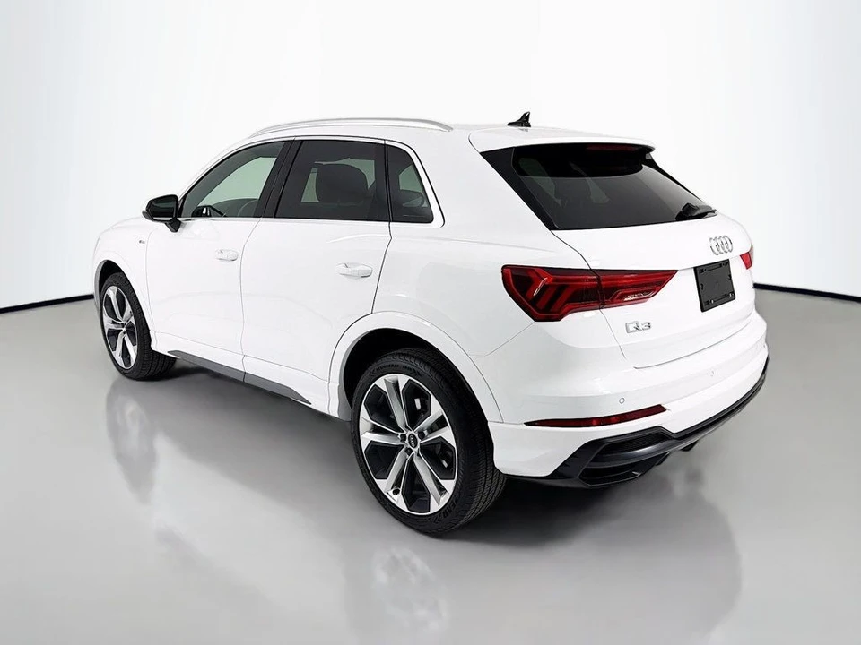 2021 Audi F3 Q3 - Image 5 of 12