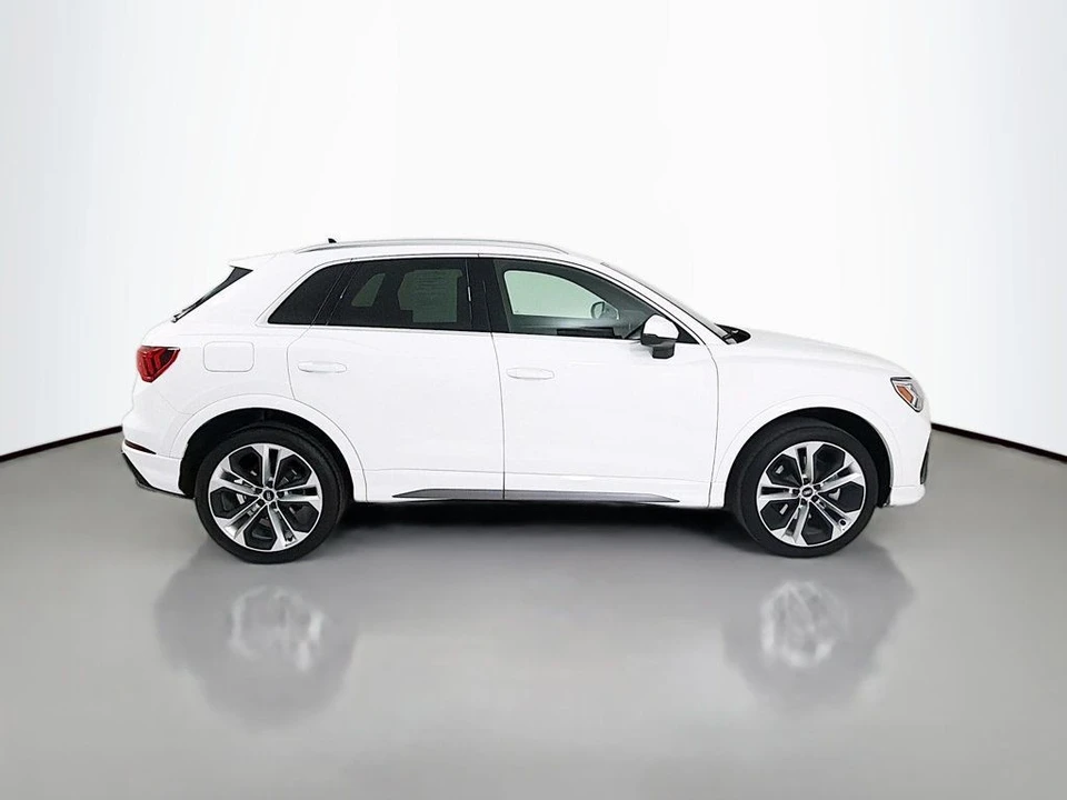 2021 Audi F3 Q3 - Image 8 of 12