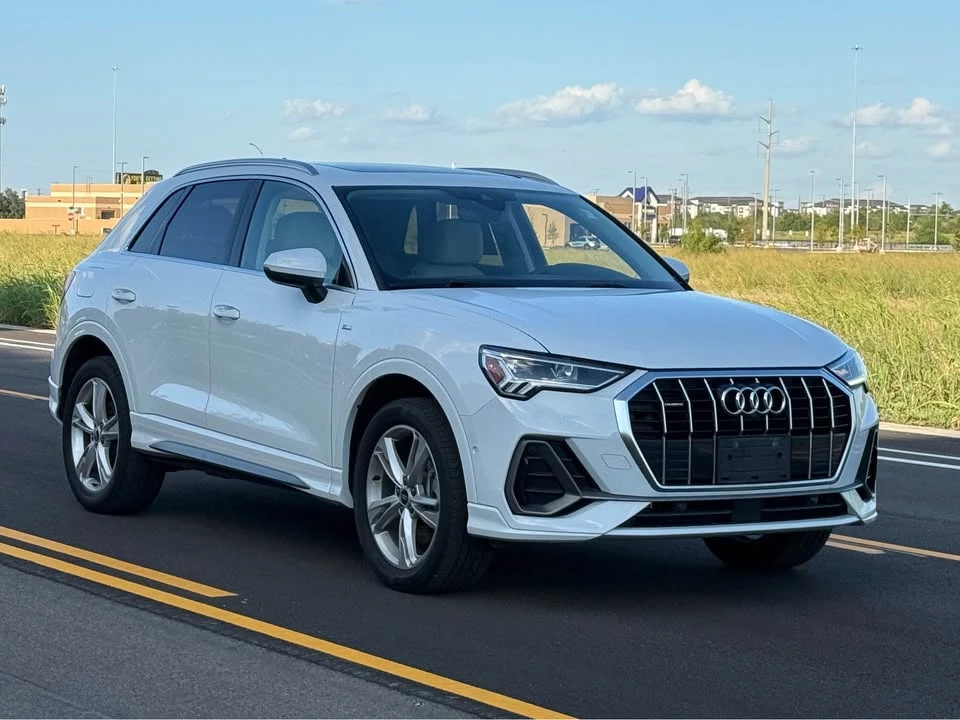 2021 Audi F3 Q3 - Image 2 of 19