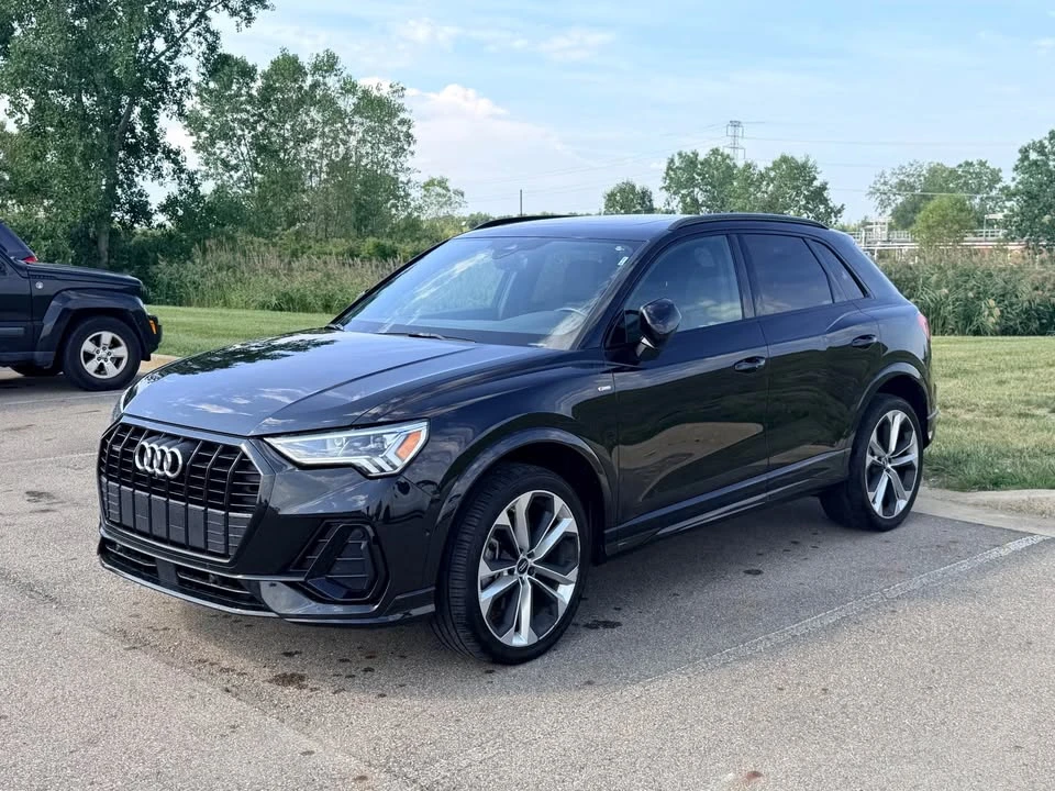 2021 Audi F3 Q3 - Image 2 of 6