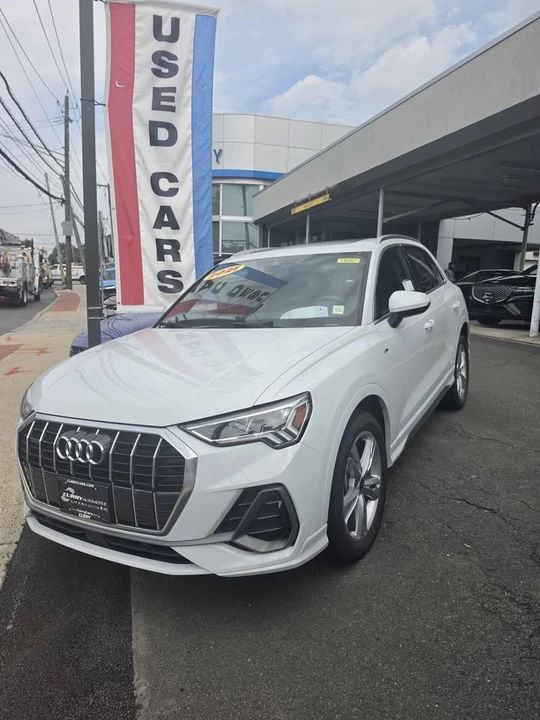 2021 Audi F3 Q3 - Image 3 of 11