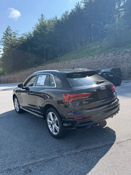 2021 Audi F3 Q3 - Image 4 of 9