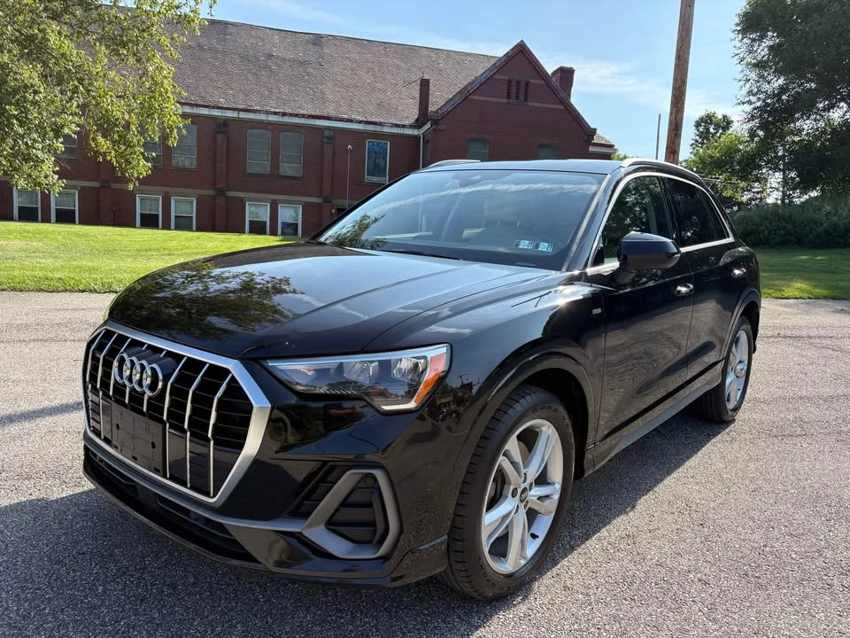 2021 Audi F3 Q3 - Image 2 of 14