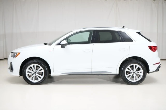 2021 Audi F3 Q3 - Image 2 of 21