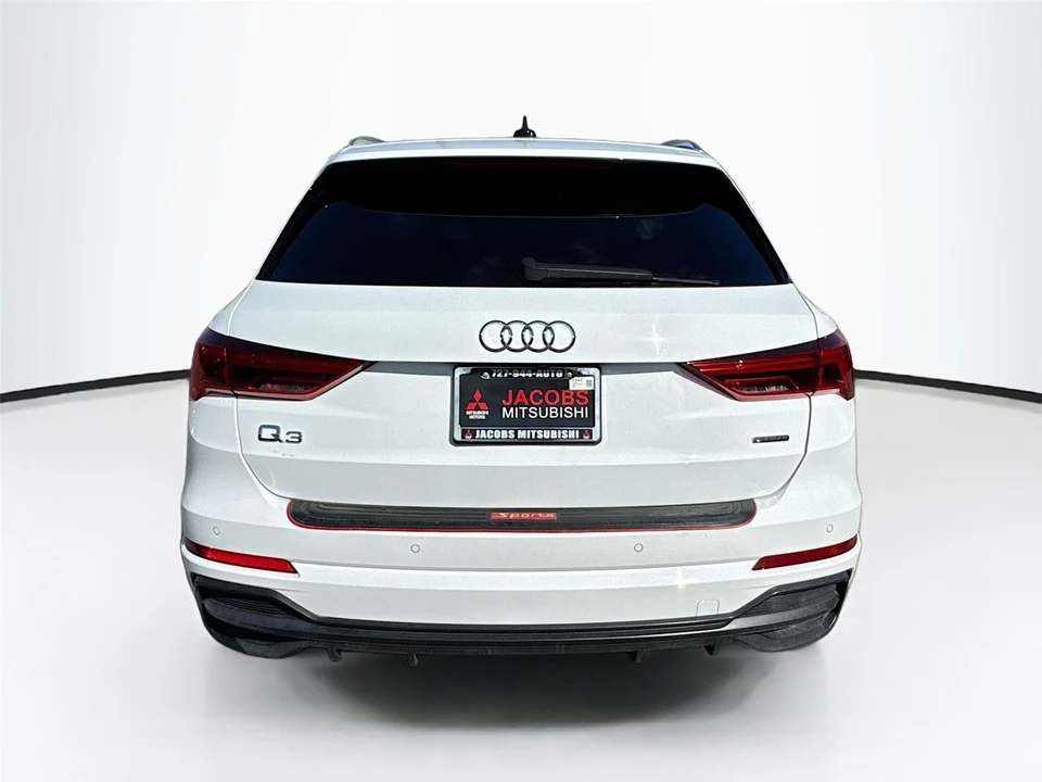 2021 Audi F3 Q3 - Image 11 of 14