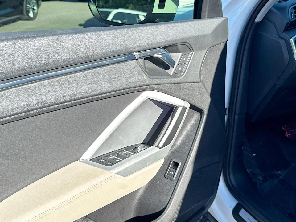 2021 Audi F3 Q3 - Image 16 of 21