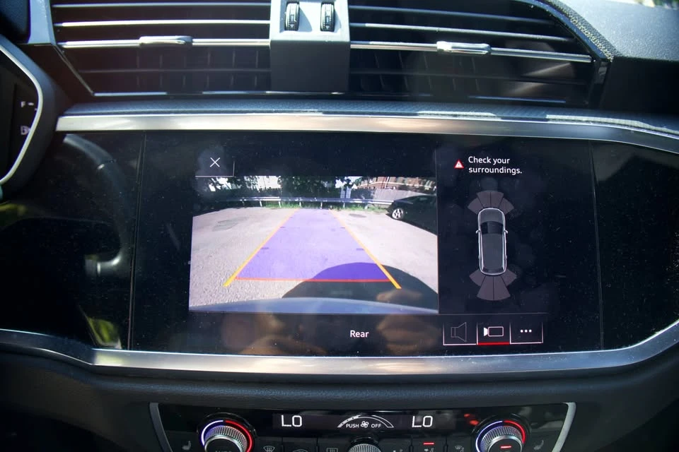 2021 Audi F3 Q3 - Image 12 of 16