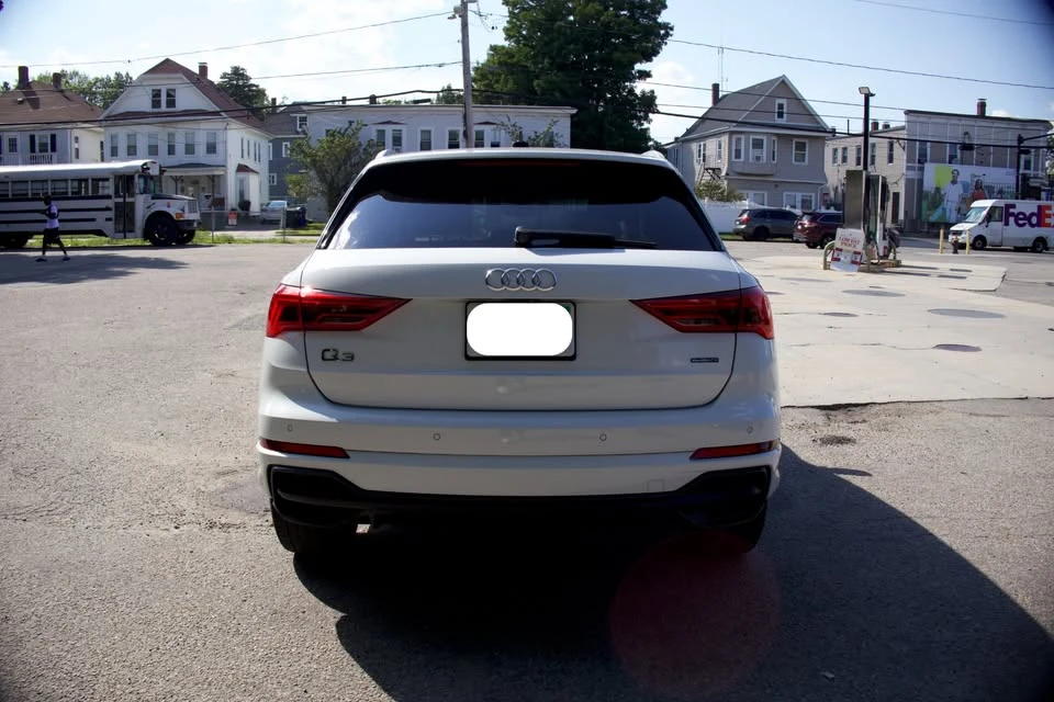 2021 Audi F3 Q3 - Image 2 of 16