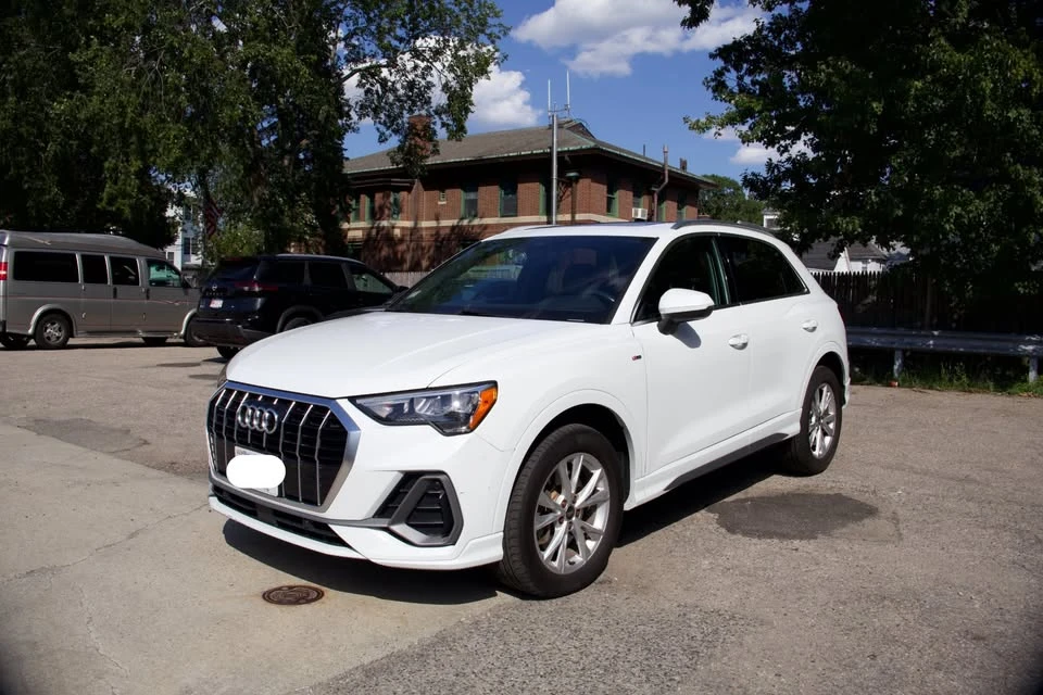 2021 Audi F3 Q3 - Image 5 of 16