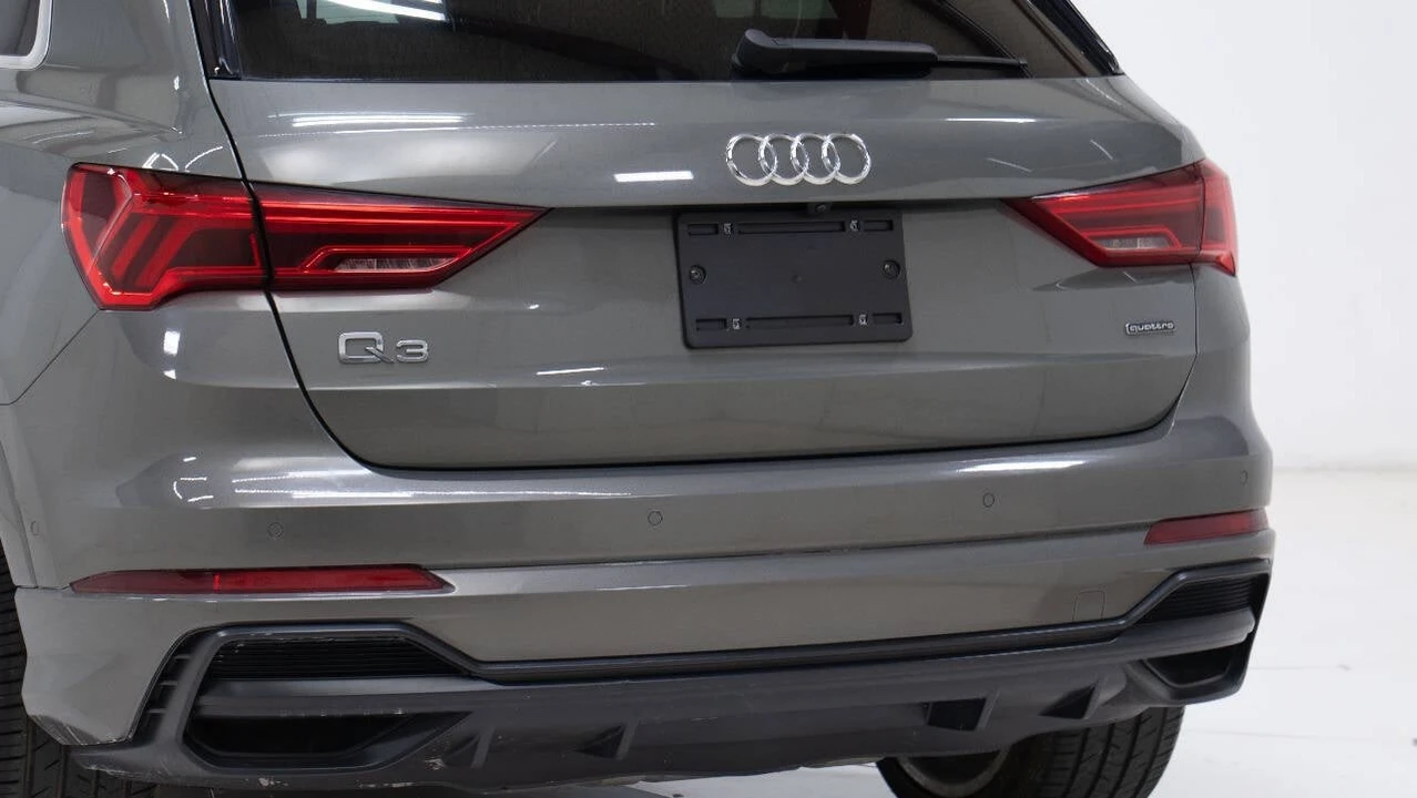 2021 Audi F3 Q3 - Image 10 of 12