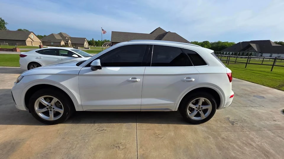 2021 Audi FY Q5 - Image 2 of 9
