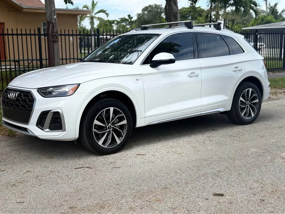 2021 Audi FY Q5 - Image 2 of 9
