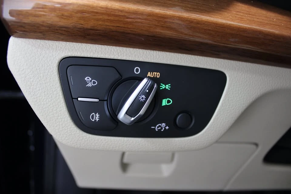 2021 Audi FY Q5 - Image 8 of 20