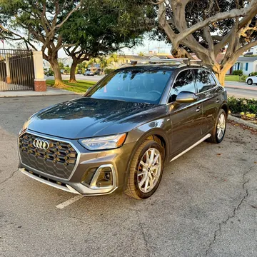 2021 Audi Q5 Prestige Plug-in Hybrid