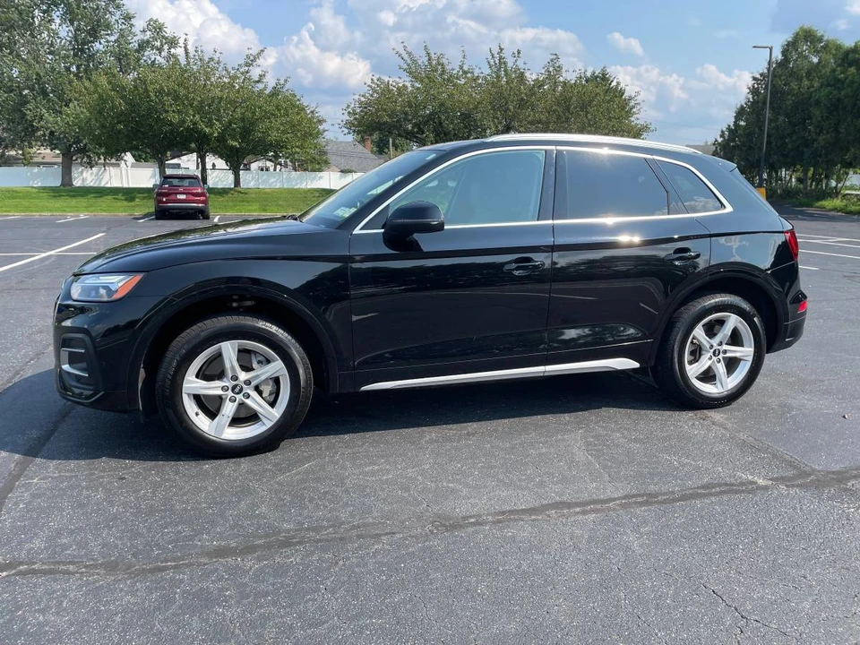 2021 Audi FY Q5 - Image 2 of 24