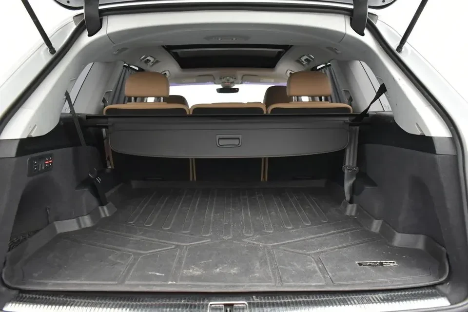 2021 Audi 4M Q7 - Image 10 of 11