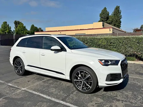 2021 Audi Q7 55 TFSI Premium Plus