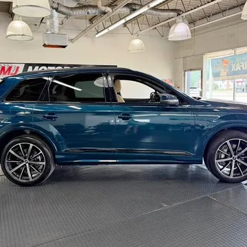 2021 Audi Q7 55 TFSI Premium Plus Sport Utility 4D