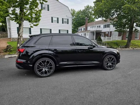 2021 Audi Q7 55 TFSI Prestige Sport Utility 4D