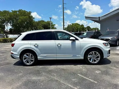 2021 Audi Q7 Premium Plus