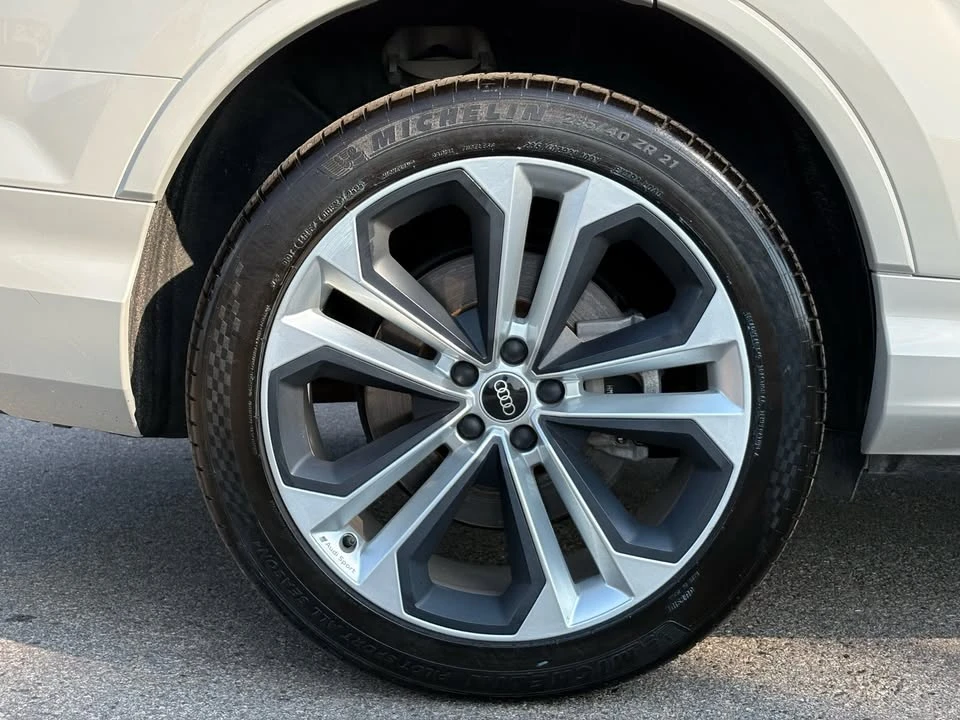 2021 Audi 4M Q7 - Image 8 of 18