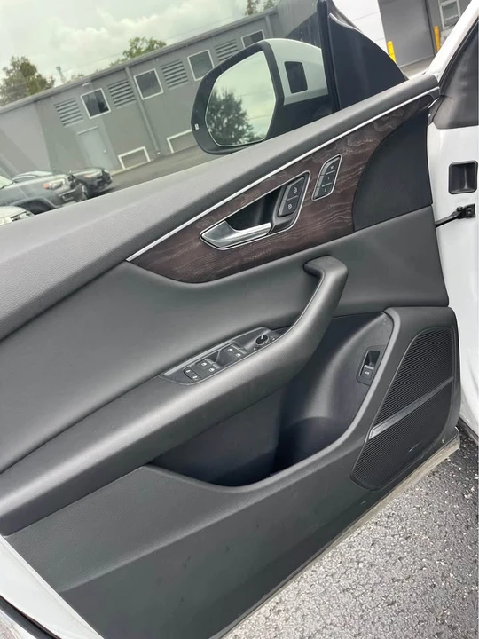 2021 Audi Q8 - Image 10 of 13