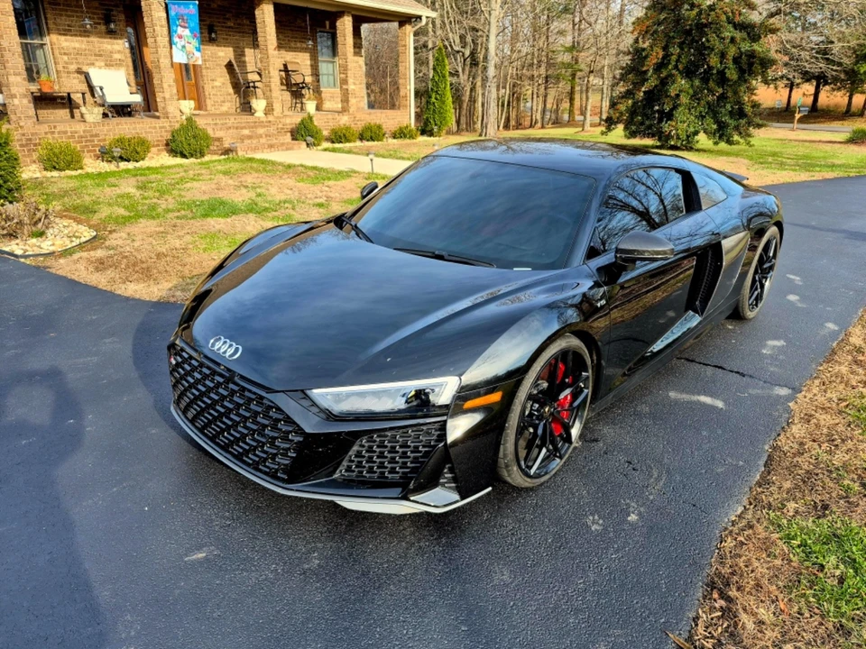 2021 Audi 4S R8 - Image 2 of 20