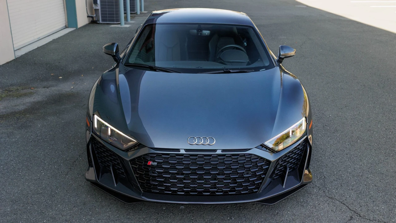 2021 Audi 4S R8 - Image 2 of 31