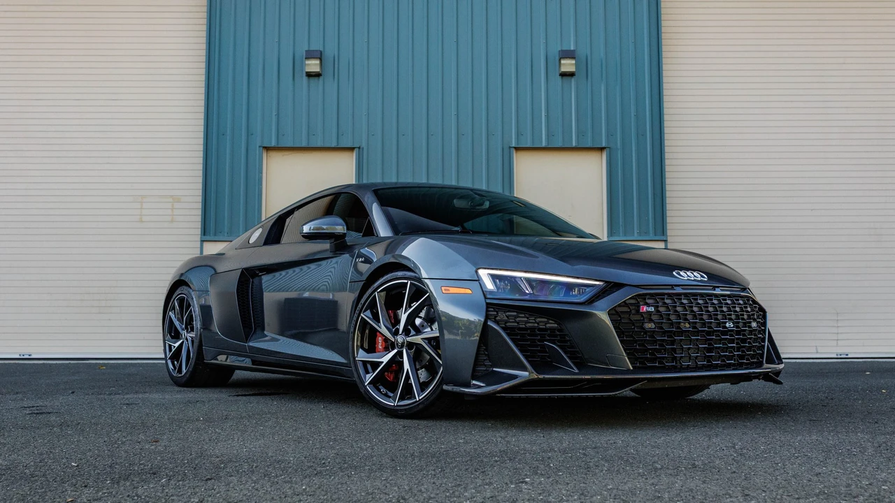 2021 Audi 4S R8 - Image 3 of 31