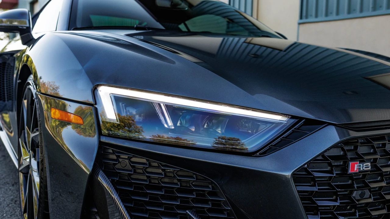 2021 Audi 4S R8 - Image 14 of 31